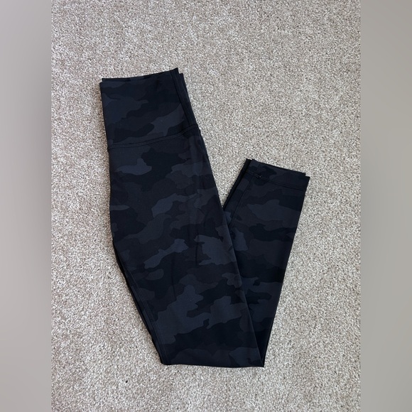 lululemon athletica Black Camo Leggings - Picture 8 of 8